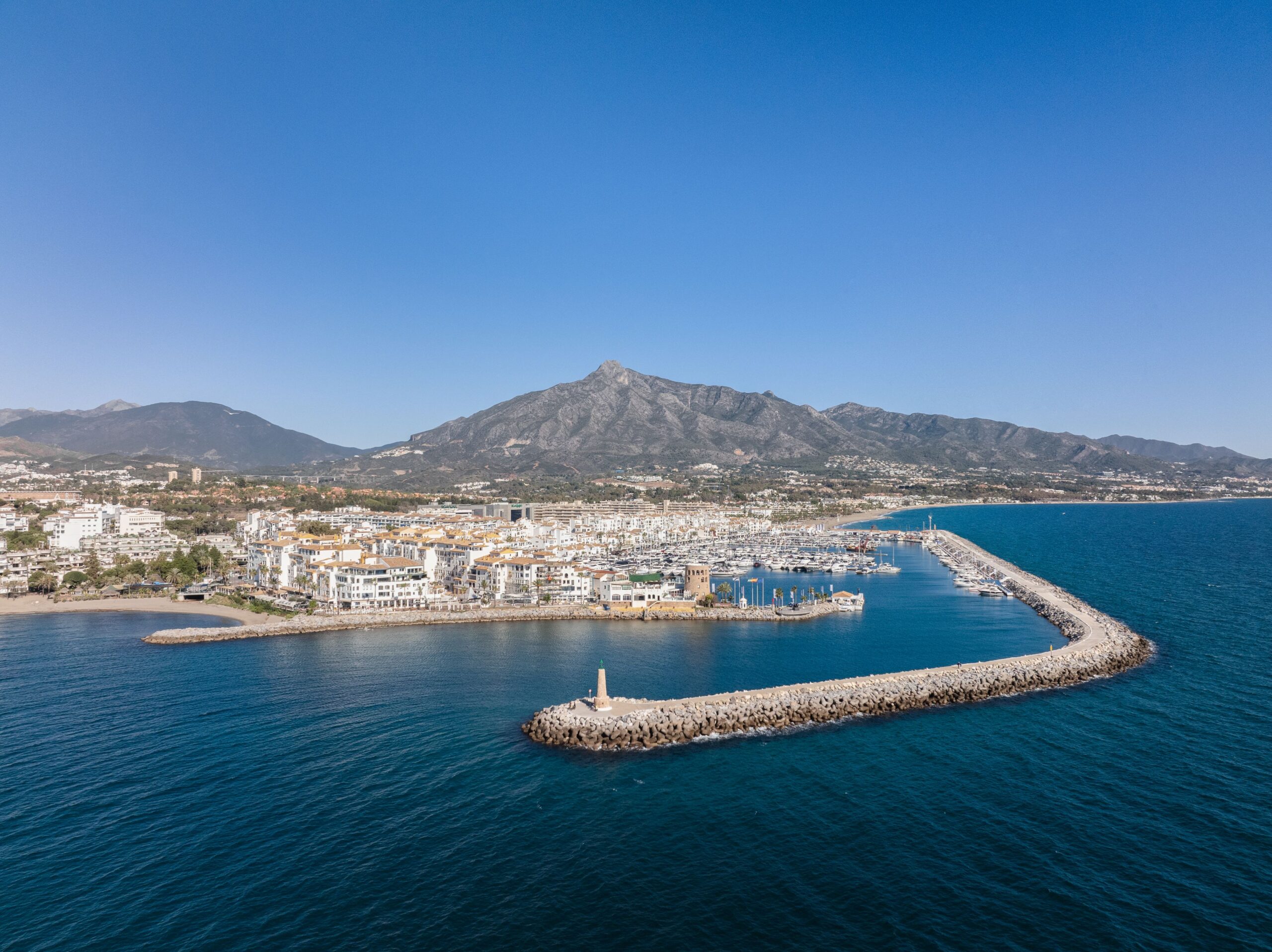 Proyecto residencial en Puerto Banús de 150 millones